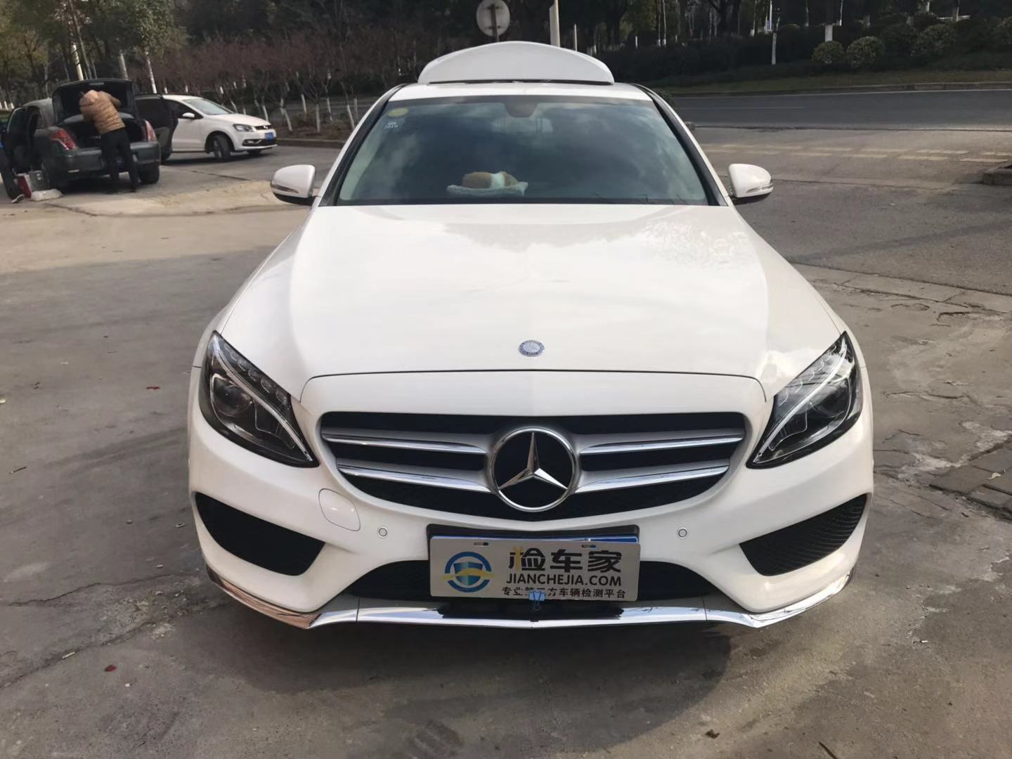 幸亏选择了这辆24万的奔驰c180如果挑了那辆23万的c200就糟了