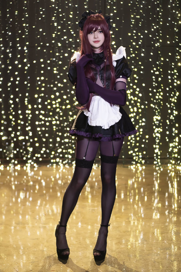 c9女装大佬sneaky发布了cosplay新作,说"我好了"的朋友稍稍