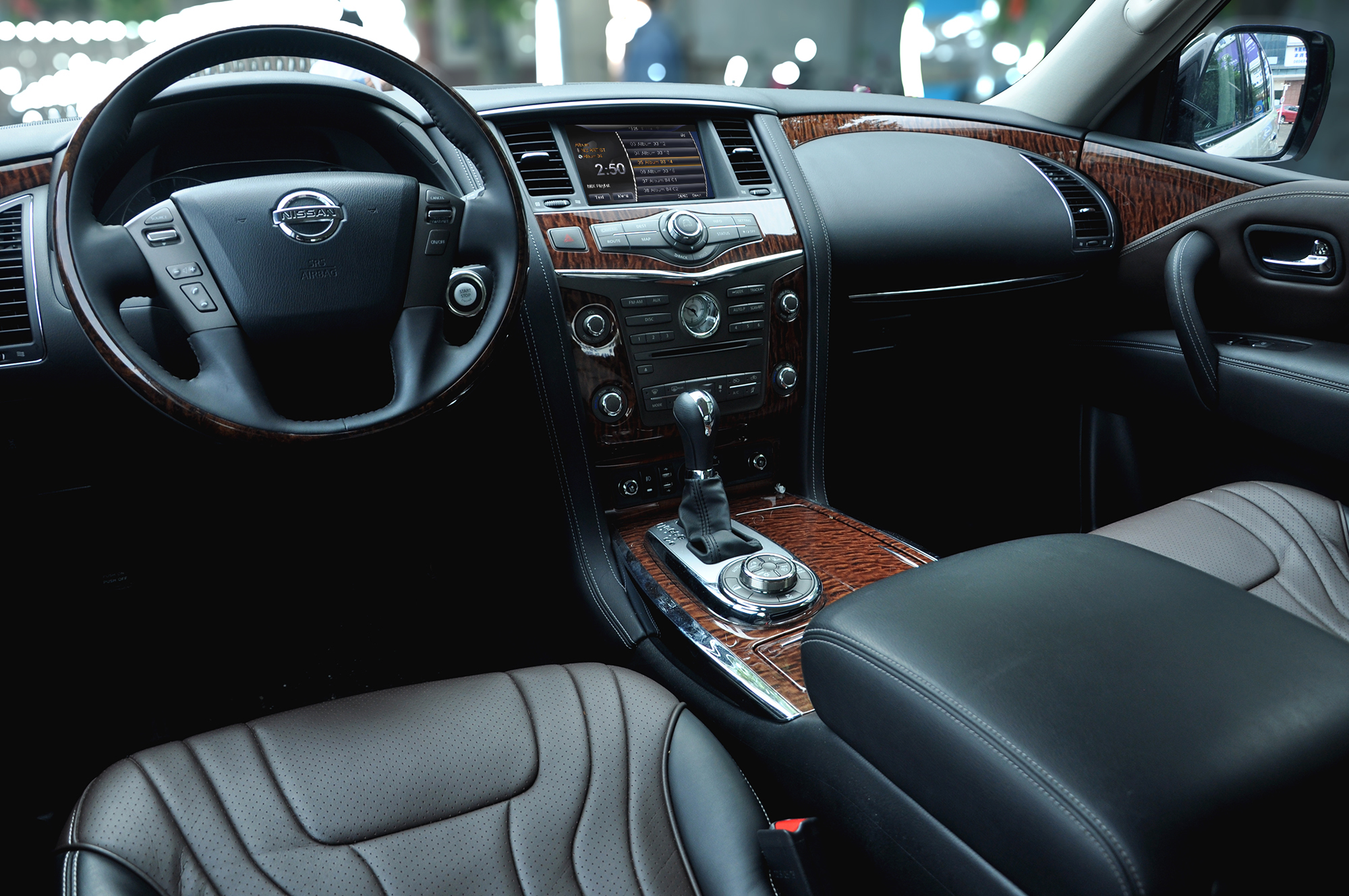 见过奔驰中控上的万国见过途乐中控上的西铁城吗