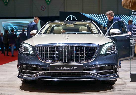 奔驰s650迈巴赫报价v12,奔驰s650迈巴赫1200万 19款奔驰迈巴赫s650双色经典重现江湖