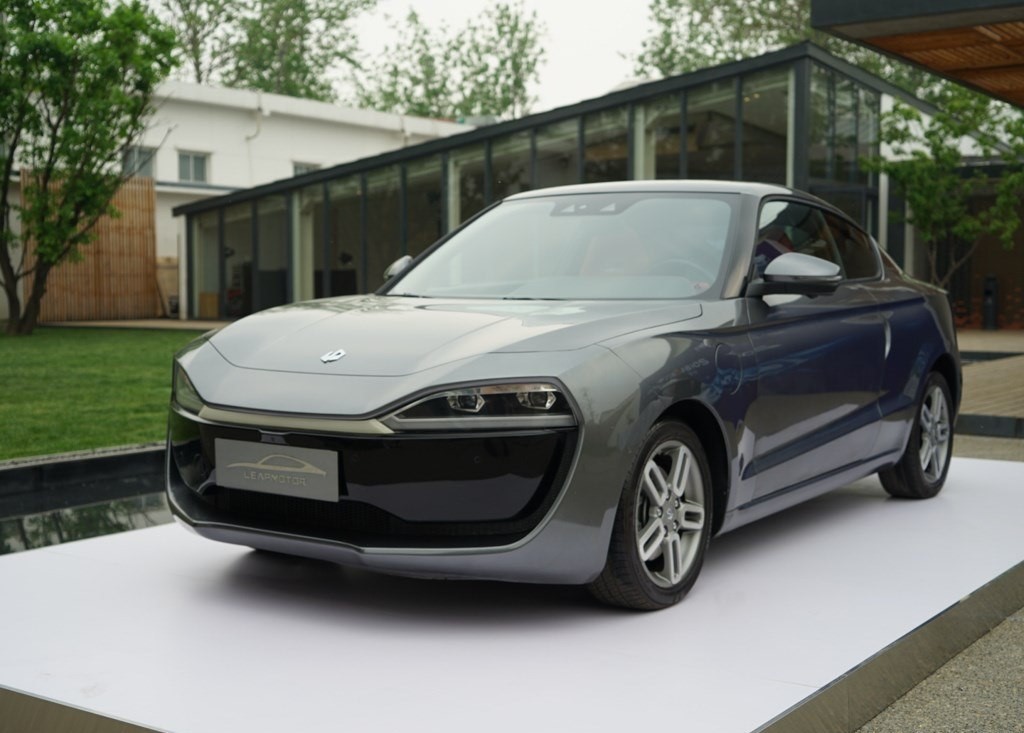 双门纯电轿跑11万起 零跑s01会成为年轻人的又一玩物吗?