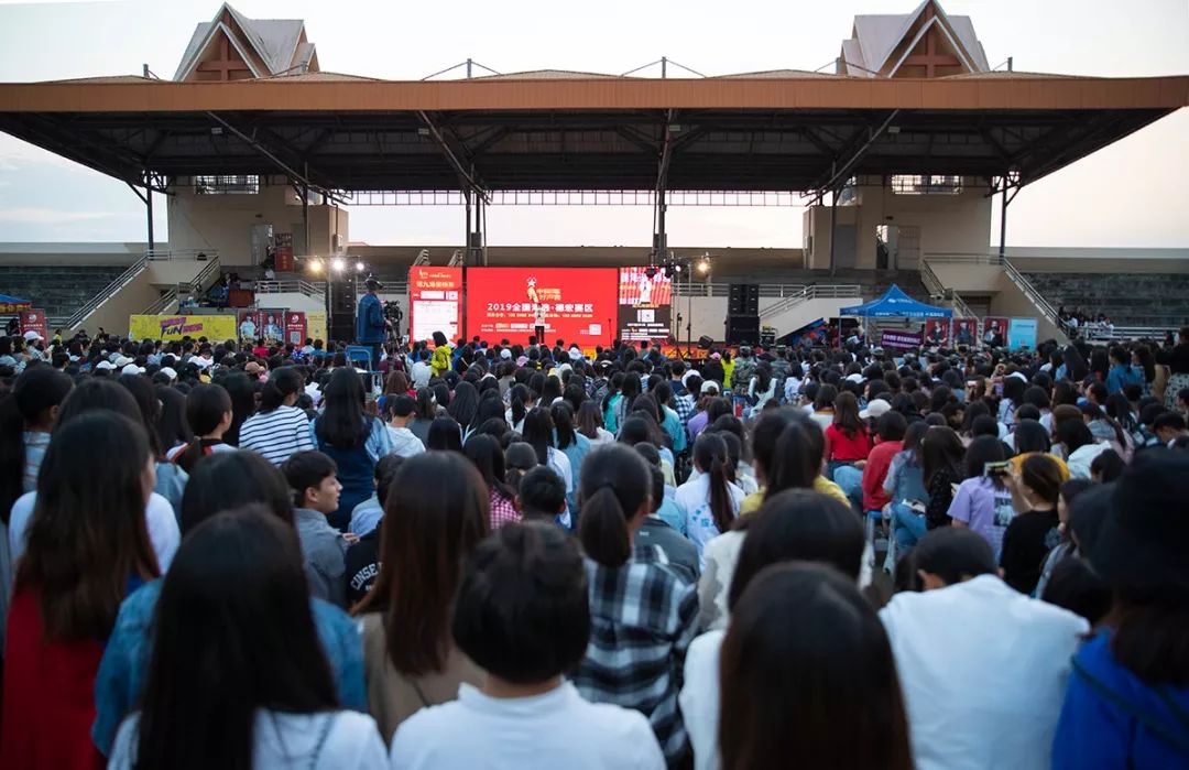 一组图告诉你2019中国好声音全国海选现场有多火热