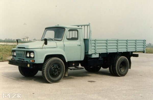 满满的回忆,还记得那些年全国各地的东风卡车吗?