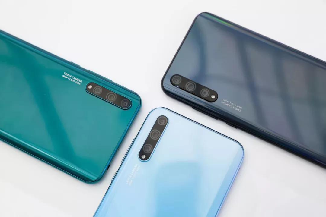 华为畅享10s真机图赏直击少女心脏的渐变色彩