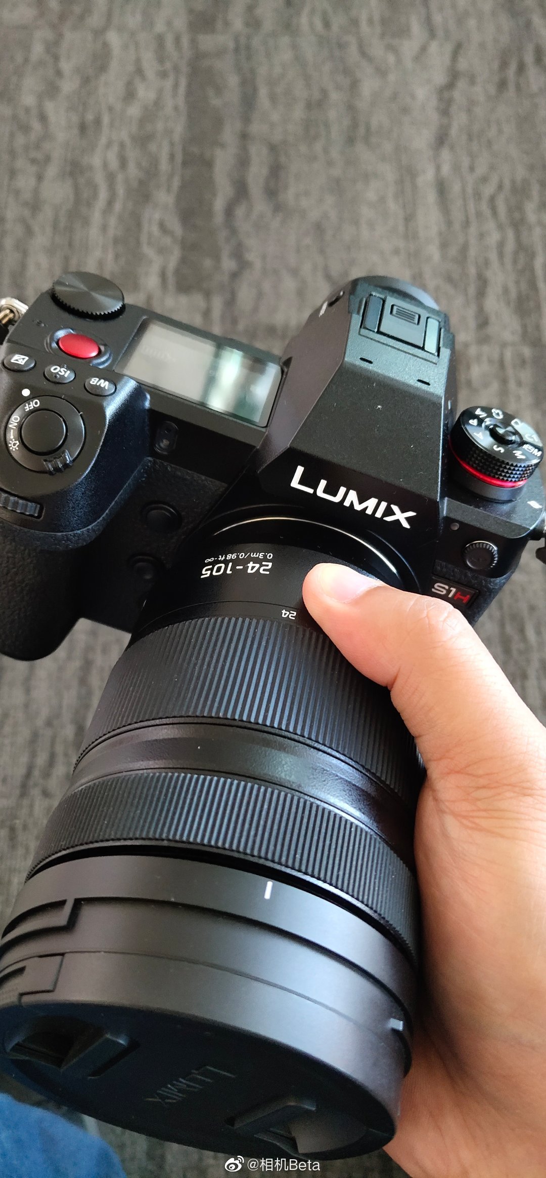 松下s1h新机到手,大家有啥想问的抓紧,过两天就还了.