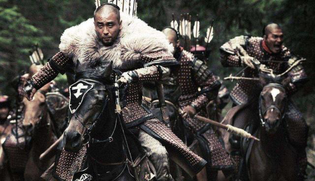 儿皇帝石敬瑭,为称帝认干爹卖国土,留下千古骂名