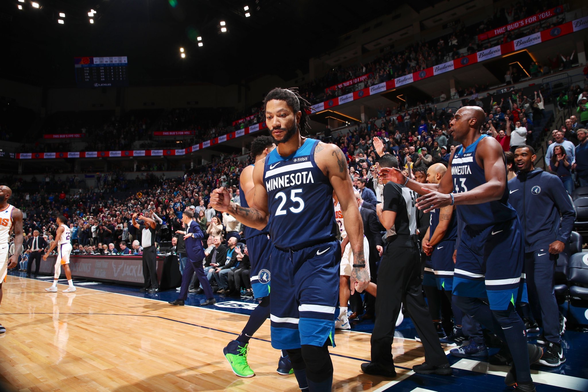 韦德,罗斯,东契奇均落选2019全明星正赛