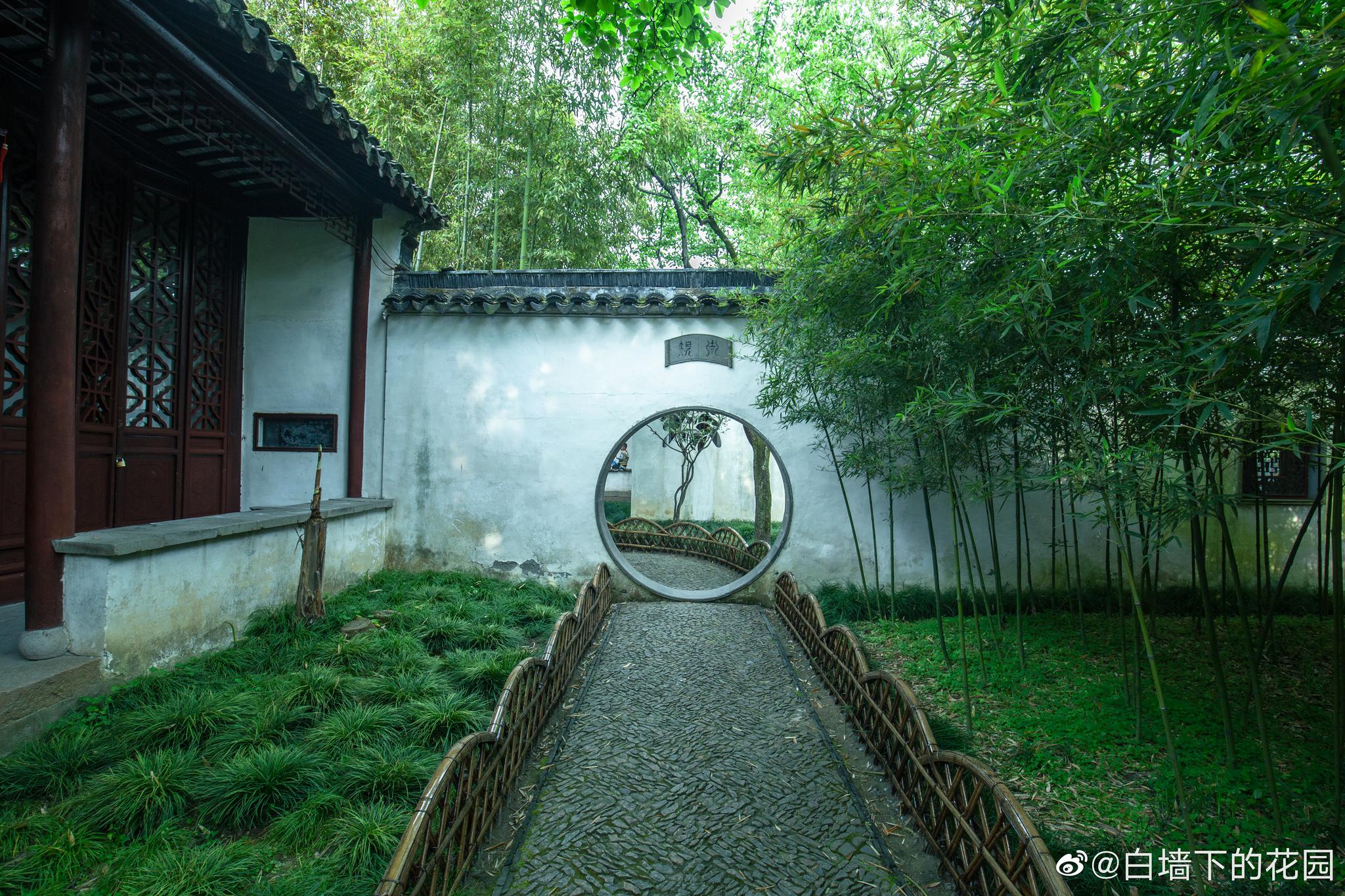 清风明月本无价,近水远山皆有情” 古木森郁的沧浪亭|沧浪亭|清风明月|古木_新浪新闻