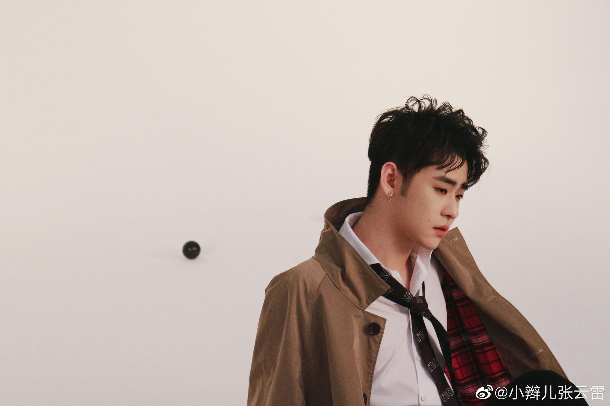 澳洲演出一切顺利 记得寄回来明信片哦@小辫儿张云雷  67张云雷更博