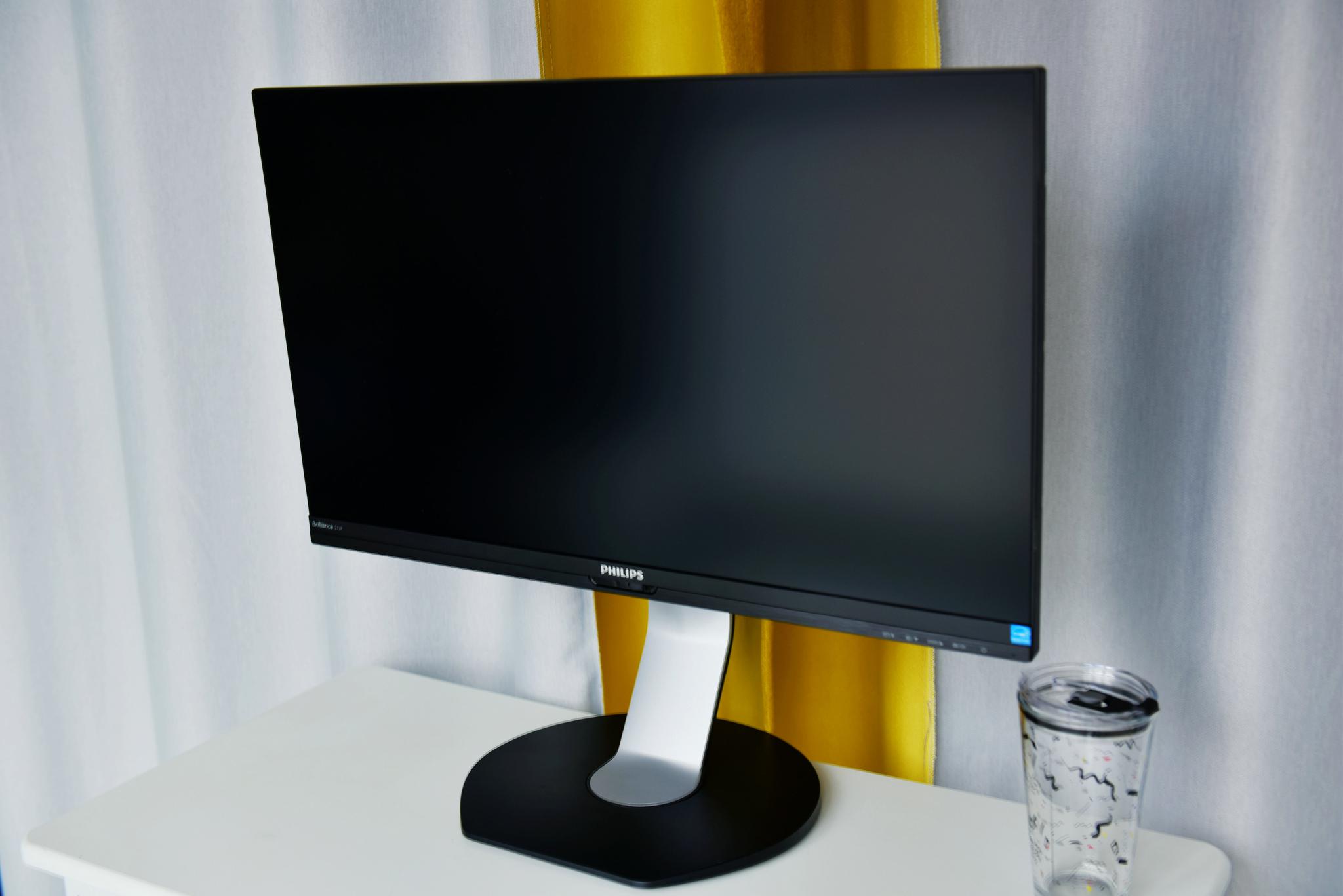 低蓝光飞利浦27寸显示器体验评测:10.7亿色搭配IPS的4K加持!