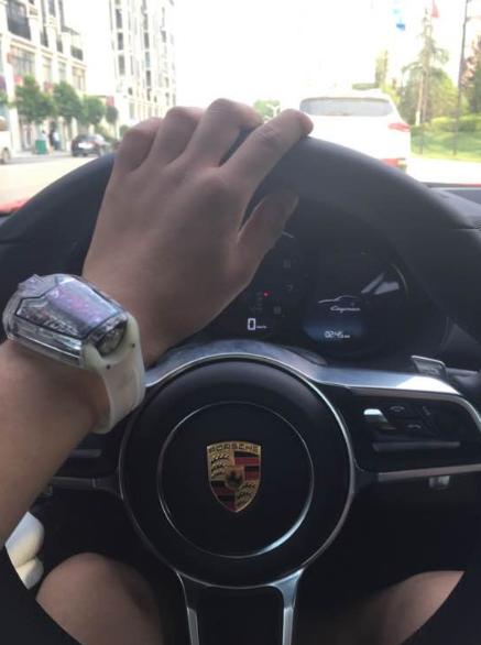 94年提车保时捷718是什么概念如何看待这些网络晒车的
