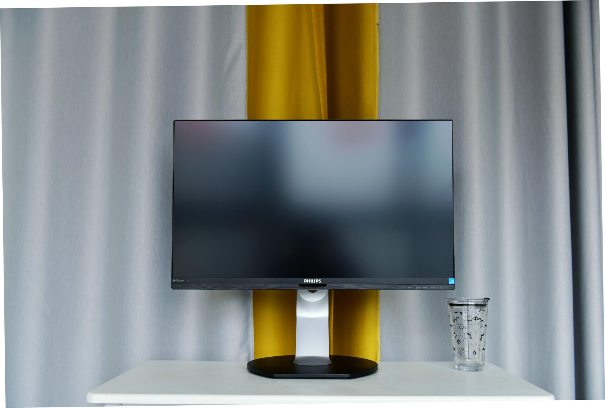 低蓝光飞利浦27寸显示器体验评测:10.7亿色搭配IPS的4K加持!