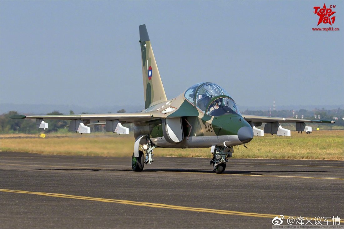 老挝空军接收的新雅克130