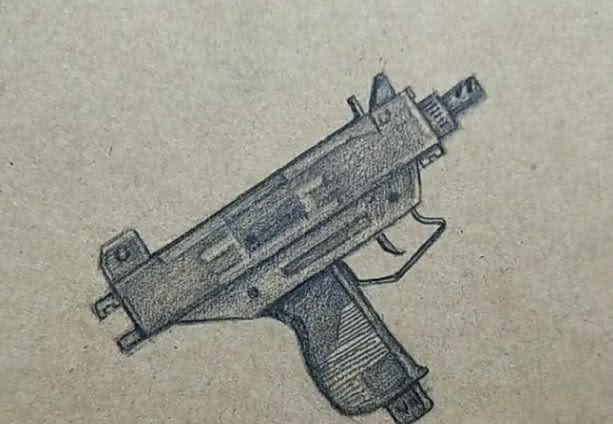 美术生笔下的绝地求生是这样的,三级头太逼真,图四是怎么画的?