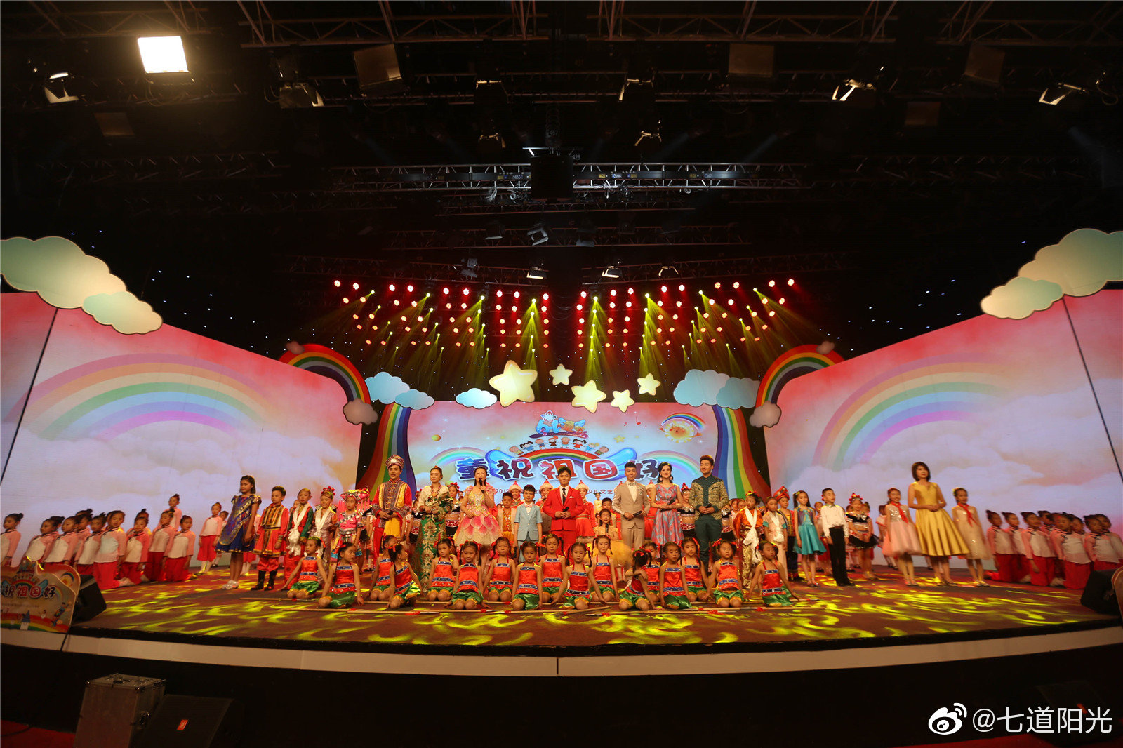 全国少数民族自治区六一少儿文艺晚会亮相银川宁夏新闻网