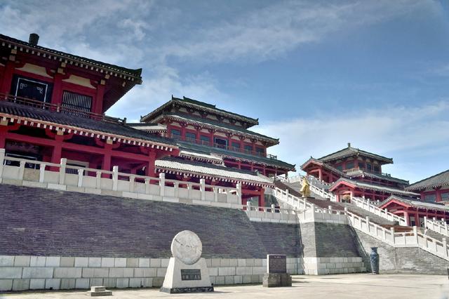 秦朝国力那么强大军队也很强为何通过修长城来抵抗匈奴呢