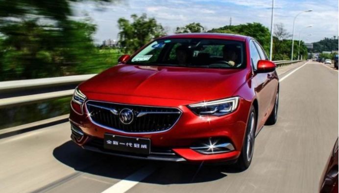 君威的价格都和轩逸差不多了！那这两款车该怎么选？