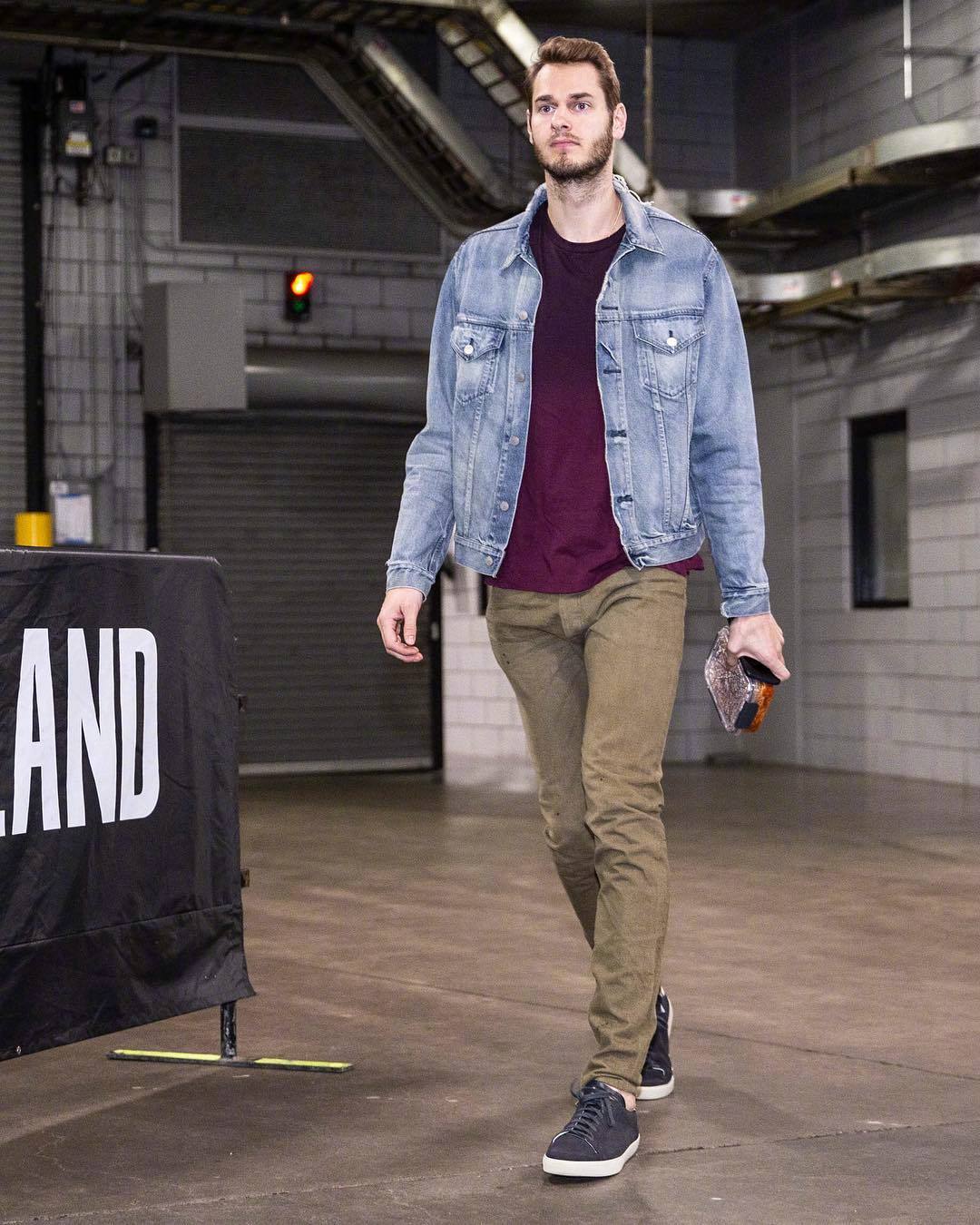 今日份的波特兰男模队!利指导今天换风格了!