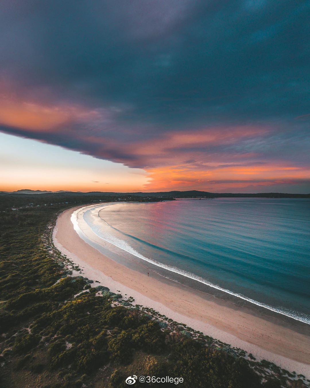 "心灵的美是最纯洁的最美丽的,胜过一切的美."josh_burkinshaw