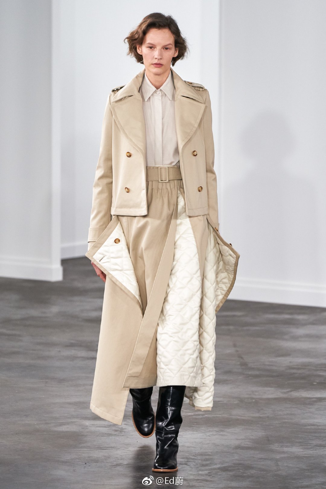 hearst f/w 2019超长款的风衣与外套已经成为了本次纽约时装周最常见