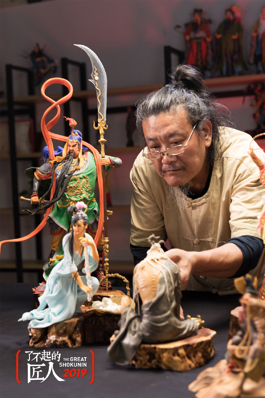 面塑界老泰斗萧占行,双眸观世界,十指演春秋|面塑|双眸|十指_新浪新闻