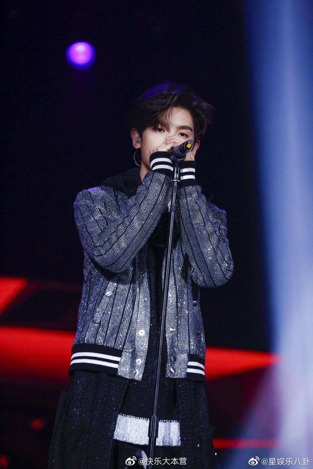 justin黄明昊快乐大本营预告图