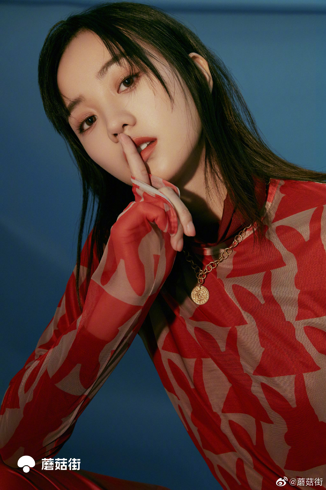 今日开机屏胡意旋蘑菇街独家造型出炉惹