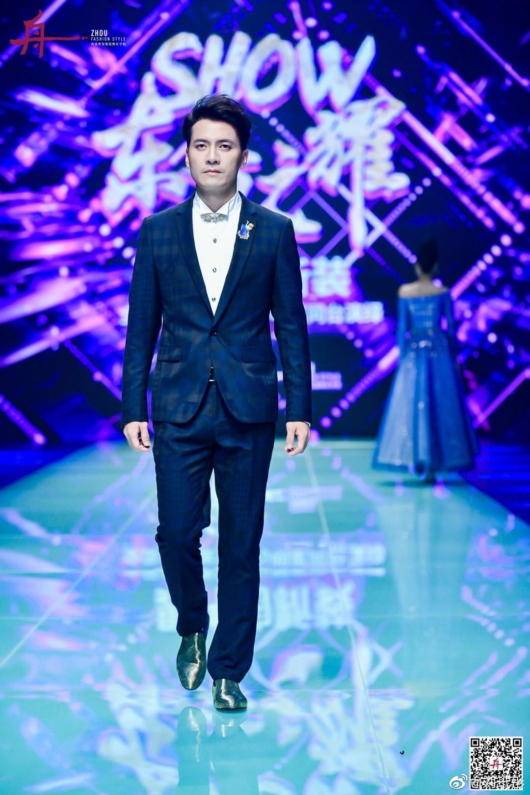 今天很荣幸受舟造型创始人舟舟老师@明星造型师舟舟谦成 的邀约参与北