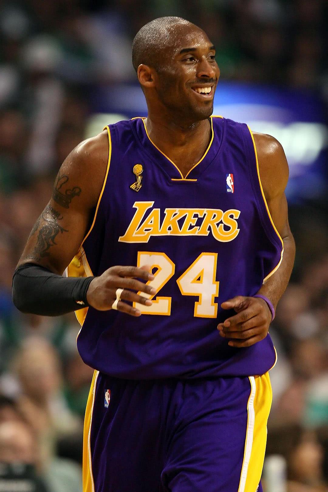 科比布莱恩特遭遇坠机事故去世二女儿也不幸遇难现场画面曝光