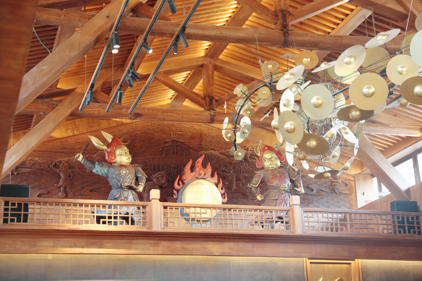 局气联合德云社开了个相声元素主题店就在德云社新街口剧场隔壁