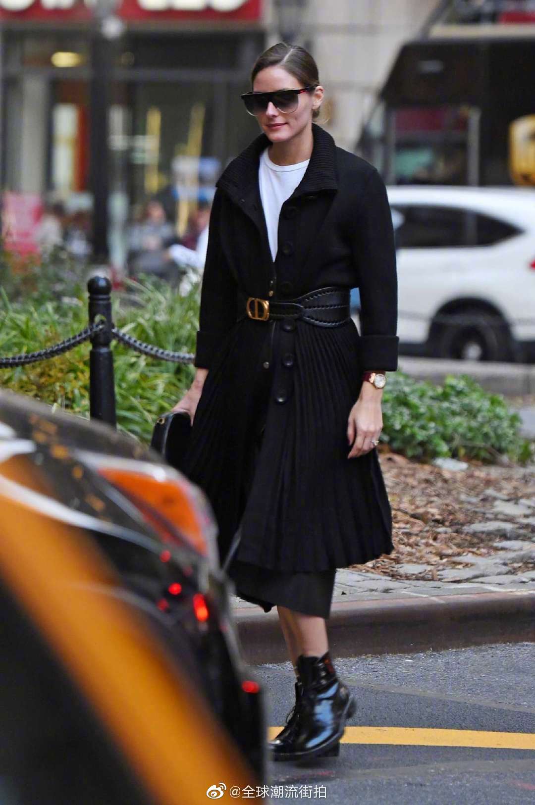 olipalermo奥利维亚巴勒莫街拍骨子里透着高贵端庄劲