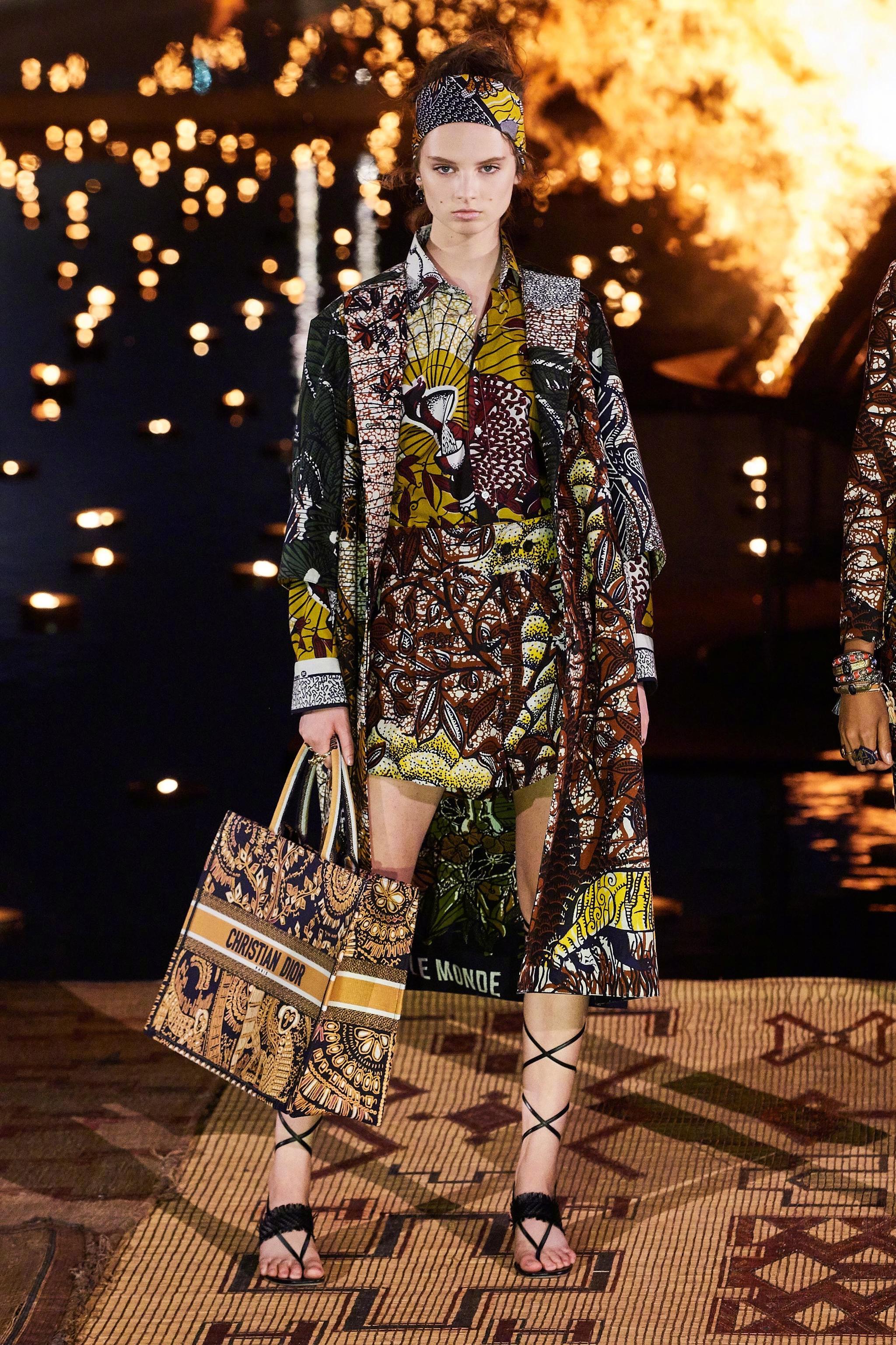 dior 2020 早春度假系列发布———发布会选在摩洛哥马拉喀什的巴迪皇