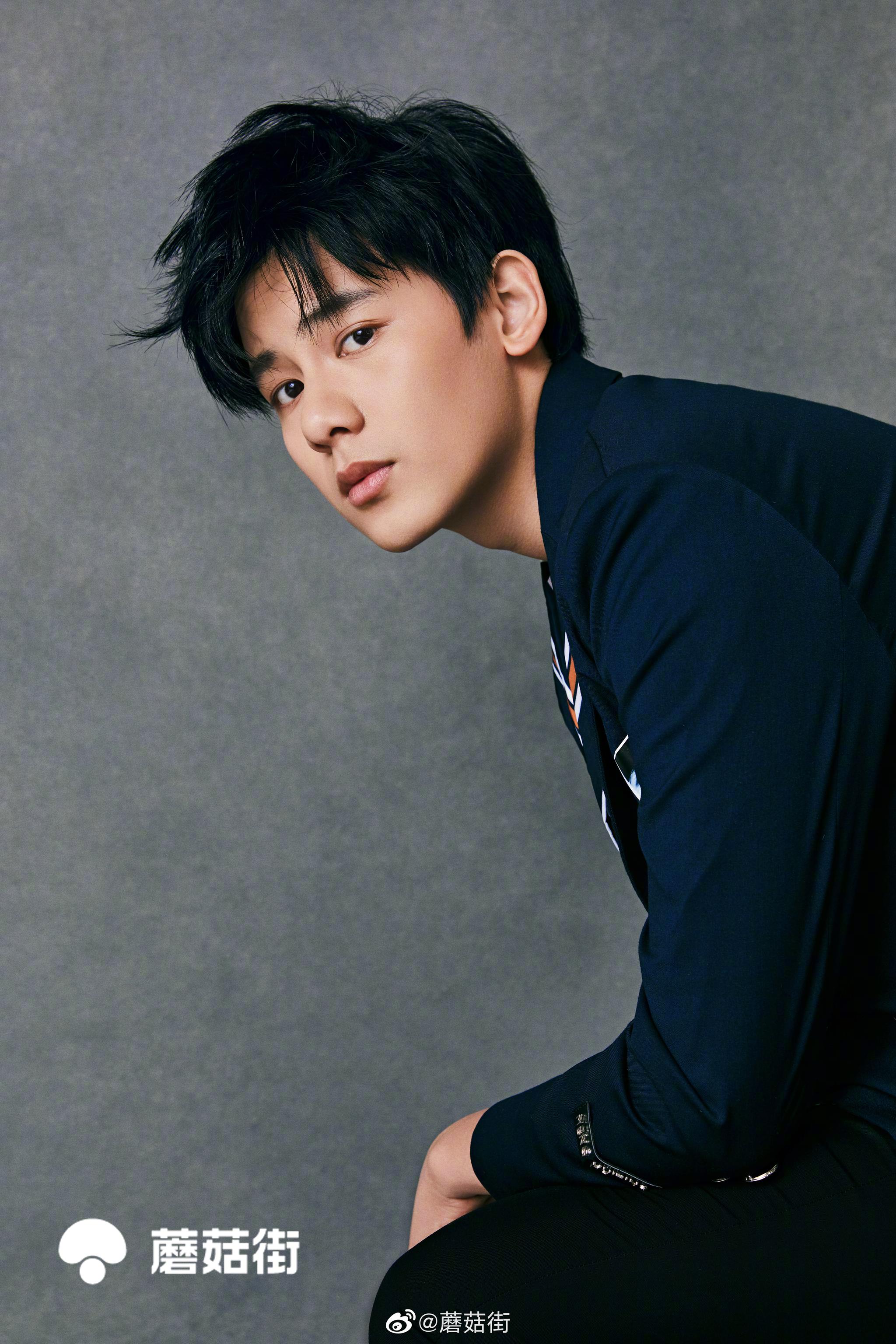 今日开机屏——@演员胡先煦 趁青春,去旅行|胡先煦|开机|领航员_新浪