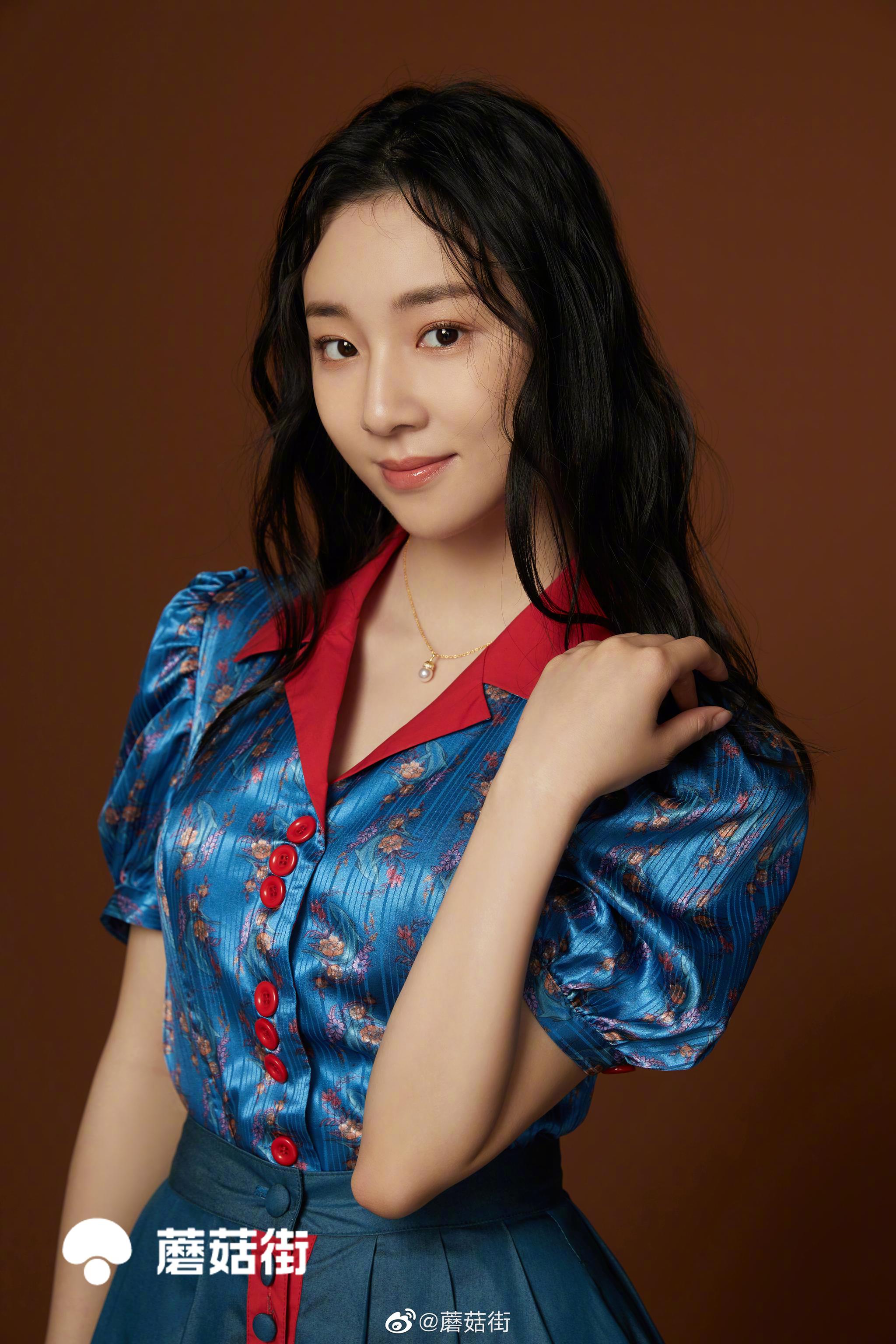 今日开机屏葛施敏minn葛施敏蘑菇街独家造型大放送