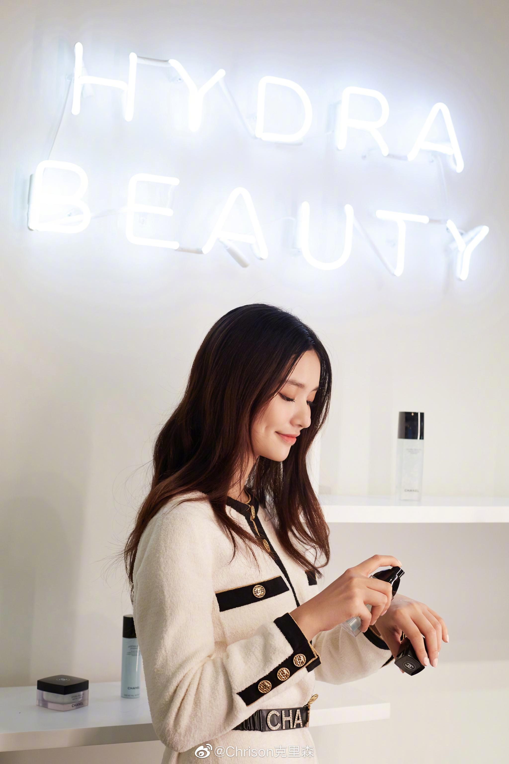 林允x chanel ┊ 今天香奈儿官宣林允为品牌中国护肤线形象大使|形象