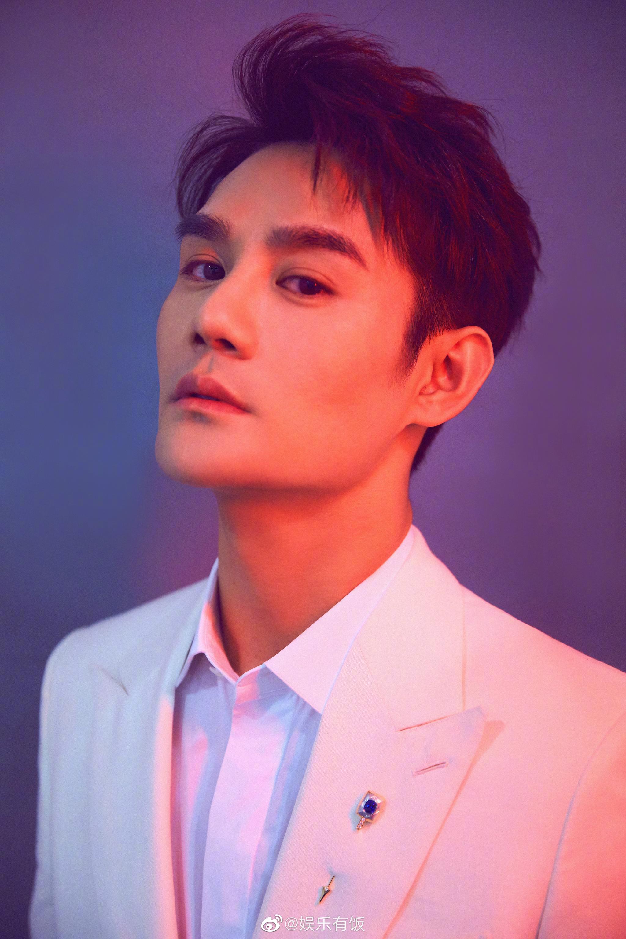 他是低音炮歌王凯是塑造过多个经典银屏形象的演员凯