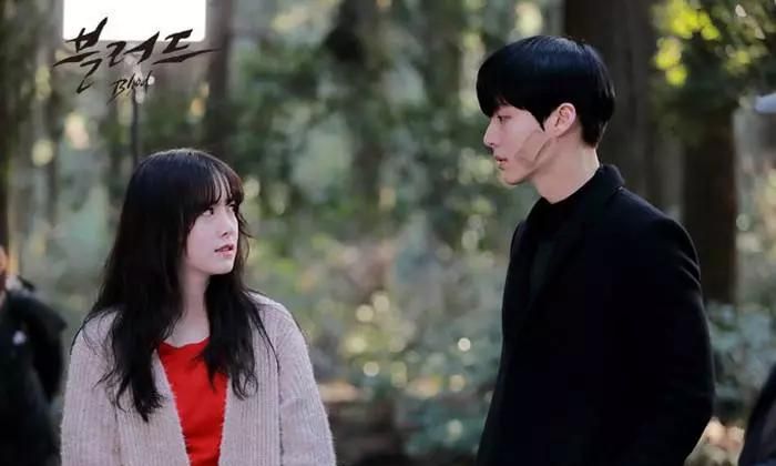 久而久之,产生了爱的火花