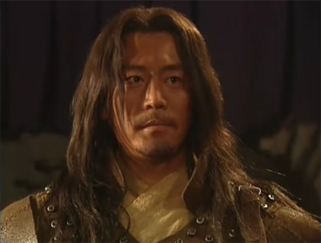 8,范中秀:张富民一副道貌岸然的嘴脸,嘴上天天挂着江湖道义,可是实际