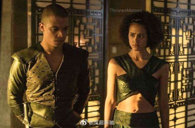 据说这一对是灰虫子和弥桑黛……@曼城新闻