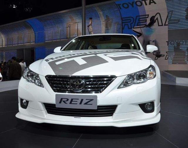 丰田V6发动机神车锐志为什么停产？丰田背后打的什么小算盘？