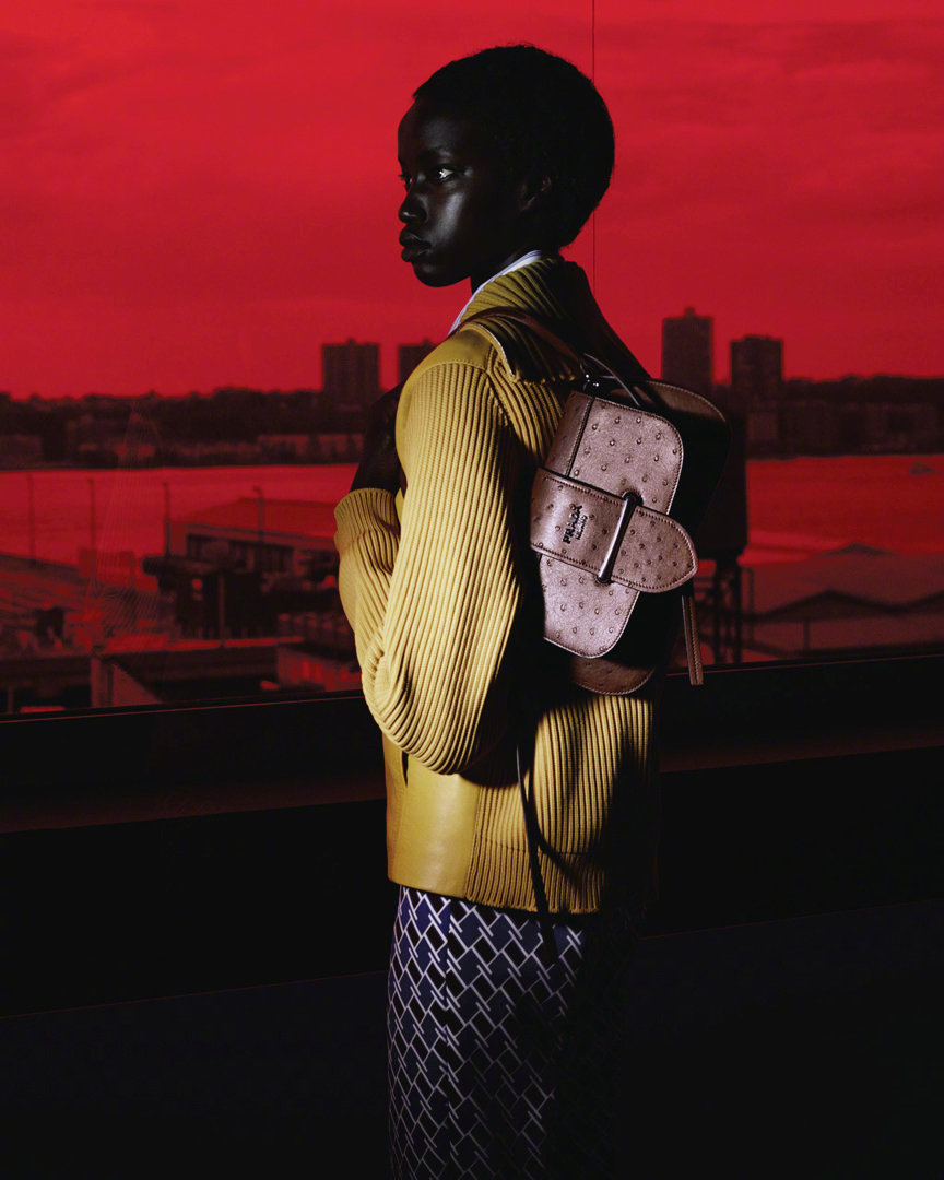 prada 2019早春度假系列augmented sunset主题广告大片