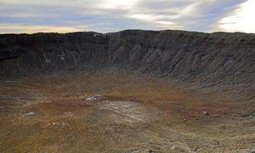 希克苏鲁伯陨石坑:是目前地球最大的陨石坑
