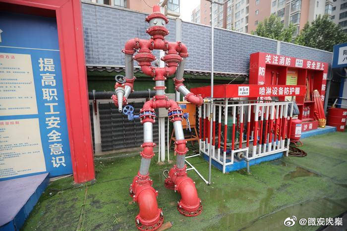 建筑工人千元自制"治污减霾"机器人|机器人|建筑工人|管件_新浪新闻