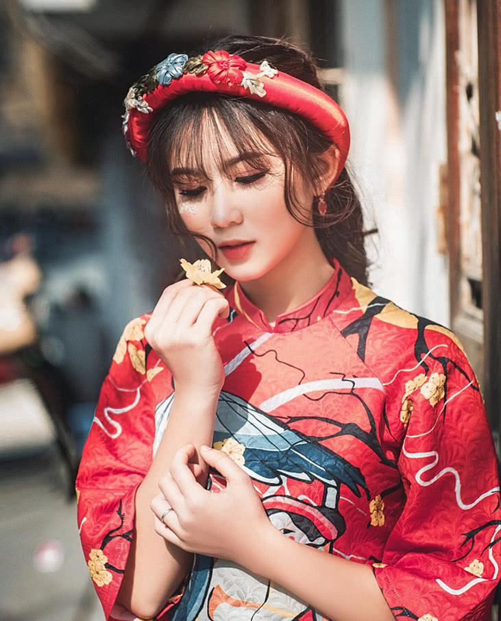 17歲女高中生因一張照片走紅,網友評價:天生的美人胚子