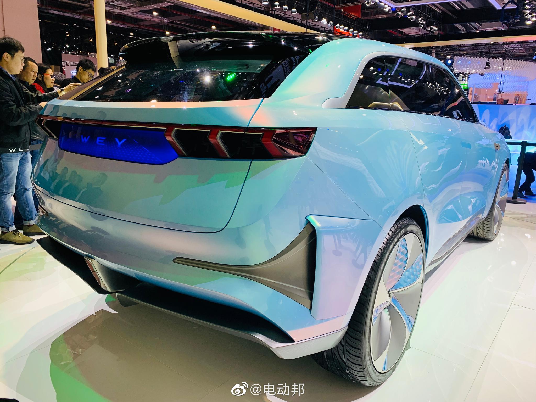 wey全新电动概念车wey-x亮相,定位中大型suv,百公里加速4.6s