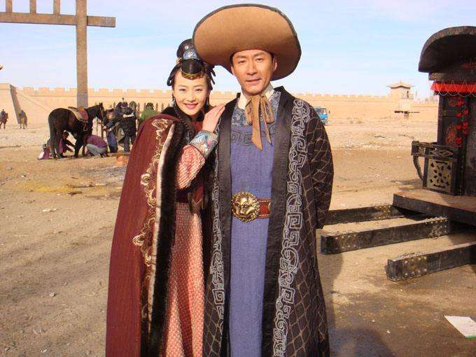 才知道这版如燕是黄海波的媳妇也是前版宁无双的扮演者