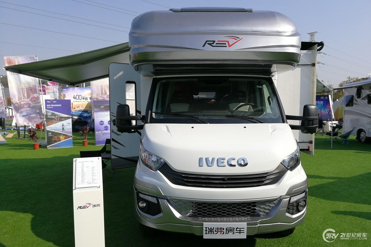 奇瑞联合美国rev打造 瑞弗new daily底盘房车亮相工信部