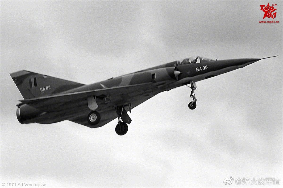 老照片:比利时空军的幻影5战斗机