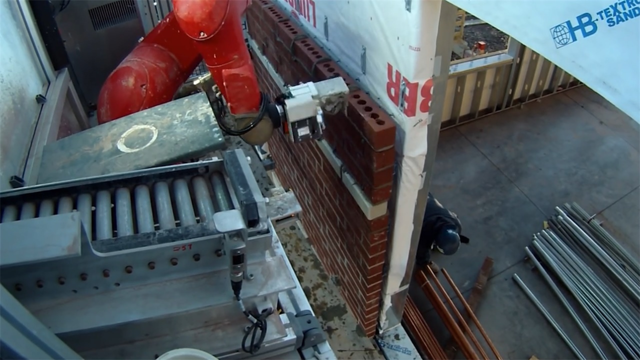 一天可以盖一栋房子智能砌墙机器人问世