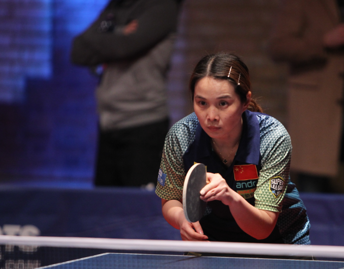 在砂板乒乓球的世界里,所有竞技是不分男女,不分年龄的,加之砂板乒乓